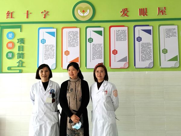 童瞳眼科走进郑州市实验小学开展眼健康科普教育